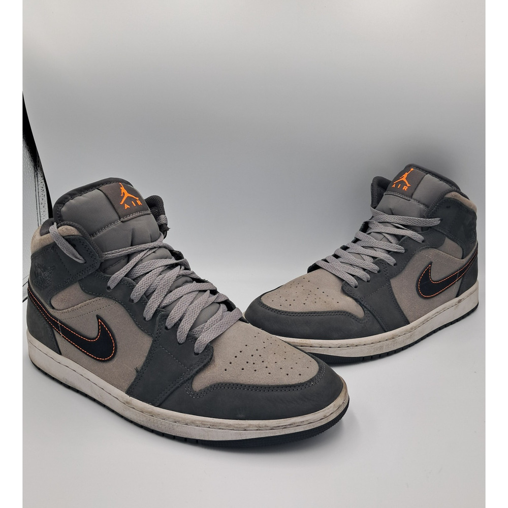Size 10.5 - Jordan 1 Mid SE Night Stadium - FQ8338-017 - RETAIL $150